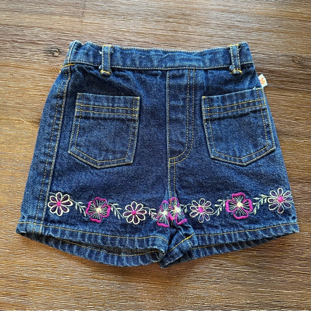 3/20$ Embroidered Denim Baby Shorts size 6-9 months
